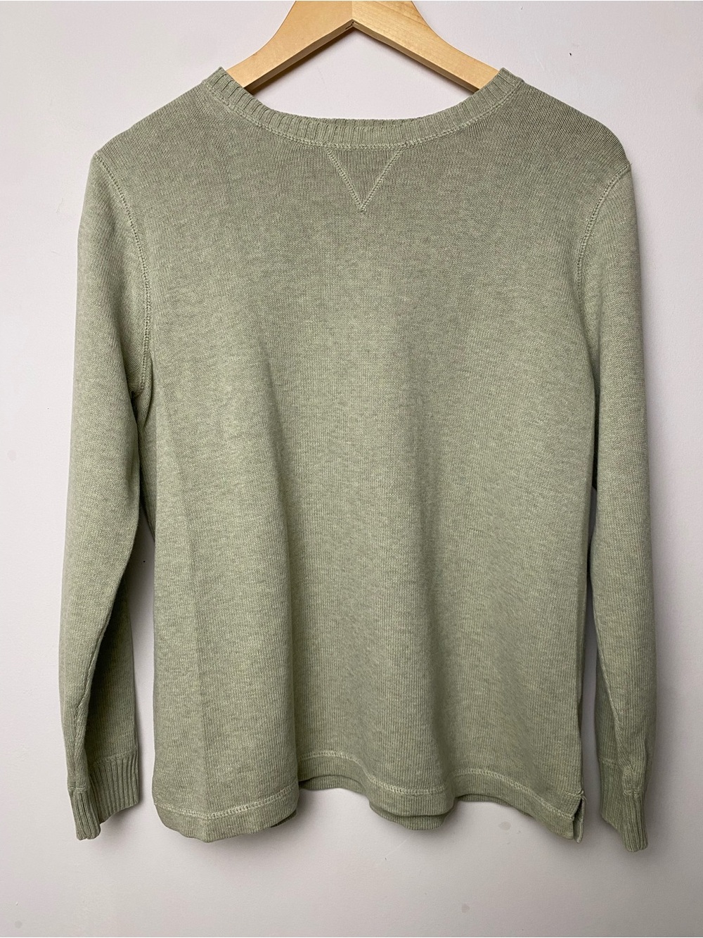 Eddie Bauer Men's Light Sage Green Crewneck Sweater
